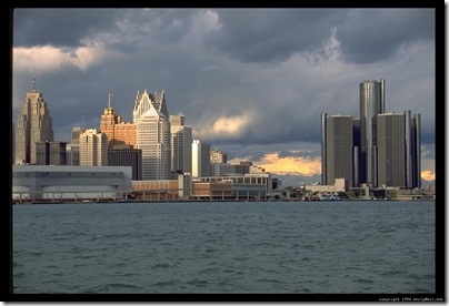 detroit-skyline-tight-2_4