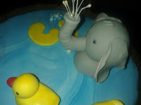 TARTA FONDANT Y GALLETAS DECORADAS ELEFANTE