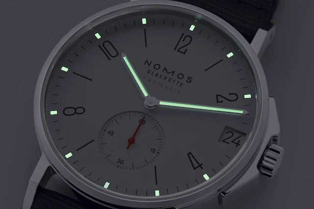Nomos Glashütte Ahoi neomatik 38 date White (ref. 525)