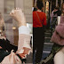 «Αριστερή με δεξιές τσέπες, όπως όλοι»: Η Νατάσσα Μποφίλιου πήγε στο Λονδίνο και προκάλεσε οργή στο Twitter (pics)