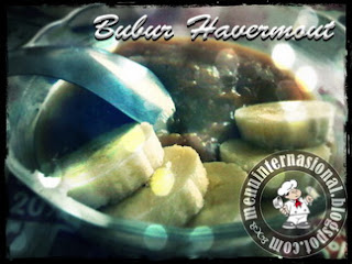 Cara Membuat Bubur Havermout Dengan Saus Pisang Sehat