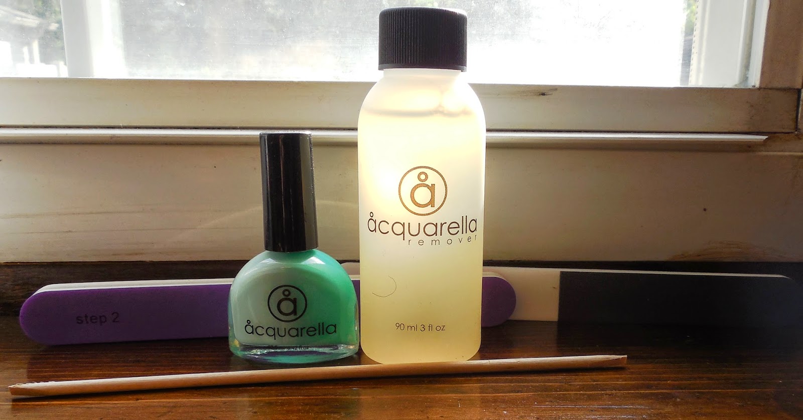 CureDiva Acquaella Nail Polish