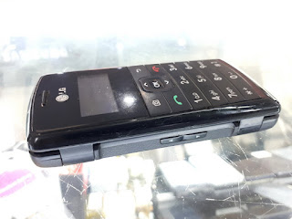 Hape Jadul LG KT610 Communicator Symbian Kolektor Item