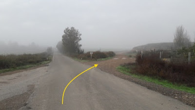 Camino de Santiago de Compostela, Candasnos en Bujaraloz, carretera A-2,410 en Candasnos y camino de la Cabañera Real