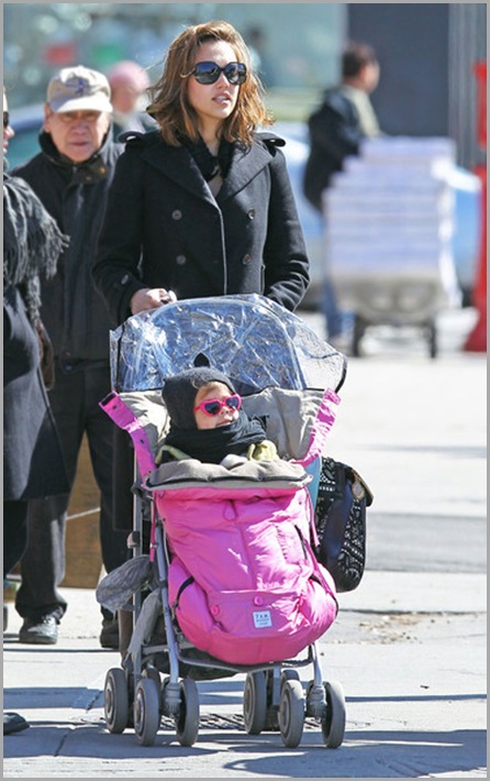 Jessica Alba Jessica Alba Daughter Honor Out 3