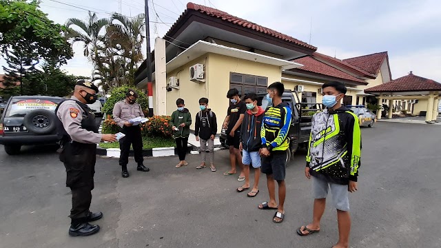 Balap Liar Dibubarkan Polisi, Peserta Kalang Kabut Melarikan Diri