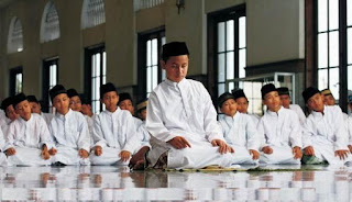 Manfaat Kesehatan Dibalik Gerakan Shalat