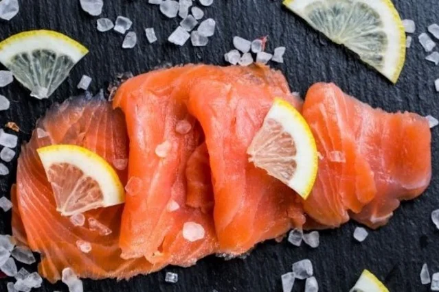 How to store smoked salmon