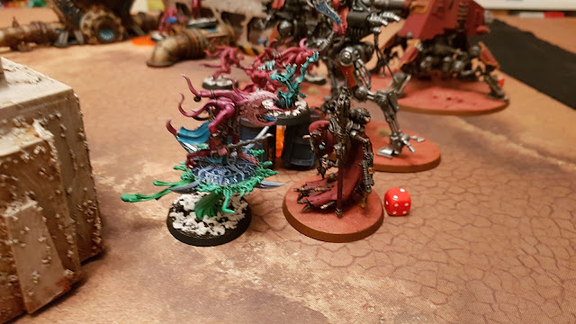 Warhammer 40k battle report - Eternal War -  Crusade - 500 points - Adeptus Mechanicus vs Tzeentch Daemons