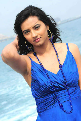 Tollywood Actress Isha Chawla Hot Stills