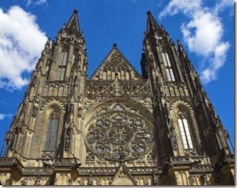 3121442-the-facade-of-st-vitus-cathedral-in-prague-czech-republic
