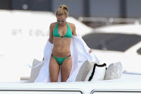 Hayden Panettiere Bikini Pictures