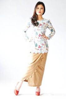 Model Baju Kurung Tradisional