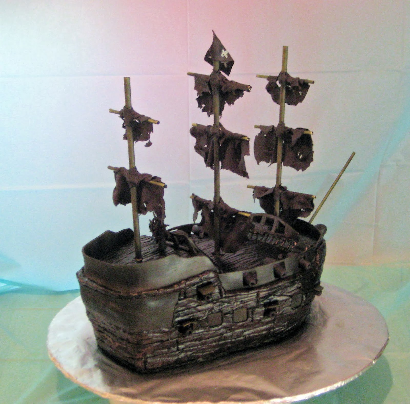 My Cake Corner: The Black Pearl Pirate Ship Cake - July 2013