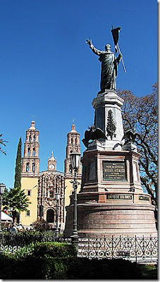Independence Statue in Main Square, Jardin del Grande Hidalgo