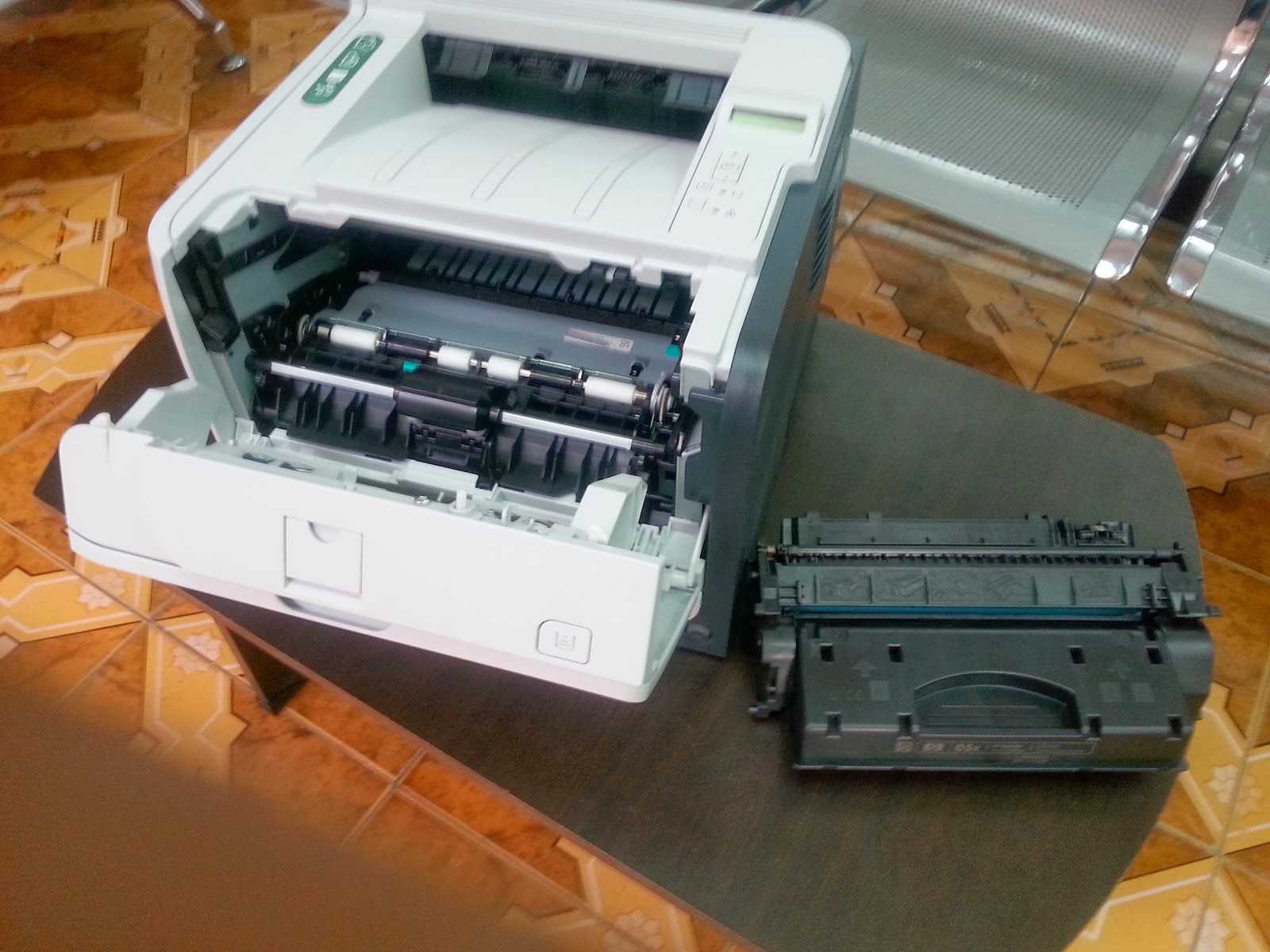 الشركة العربية للاحبار بنها: hp laserjet p2055 dn