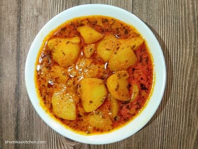 Dahi Aloo Sabji Recipe In Hindi
