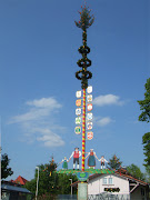 Letzten Samstag wurde der Bleibacher Maibaum aufgestellt.