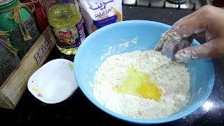  مطبخ ام وليد - توحشتو البيتزا 🍕حضريها بعجينة سهلة ، سريعة و اقتصادية
