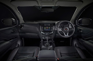 Nissan Navara PRO-4X Double Cab (2021) Dashboard