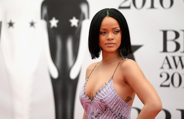 Rihanna bob with center parting