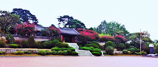 Tourist attraction in Gangneung: Ojukheon (오죽헌) | meheartsoul.blogspot.com