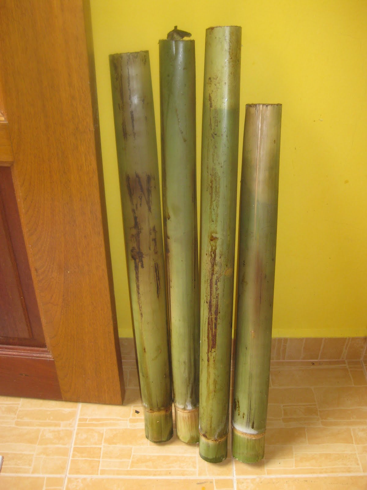 RESEPI NENNIE KHUZAIFAH: Lemang dan rendang
