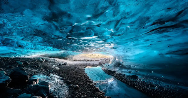 Ice Cave, Island