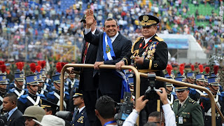 Porfirio Lobo and General Romeo Vasquez