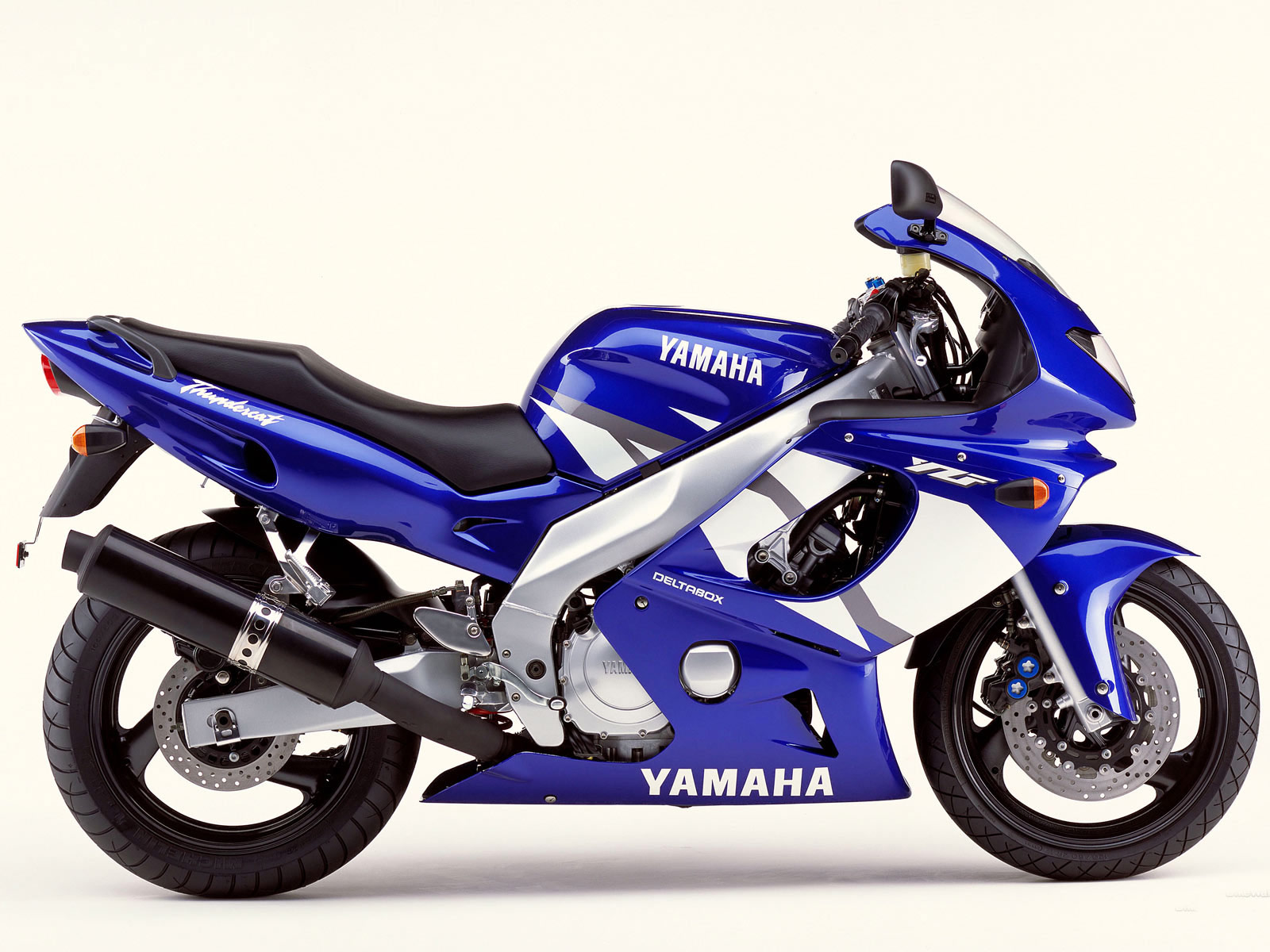 2002 YAMAHA YZH 600 R Thundercat pictures