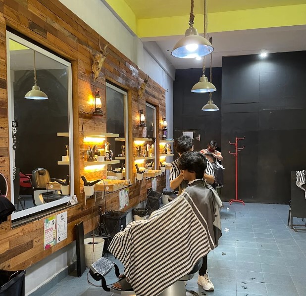 Omar Barbershop