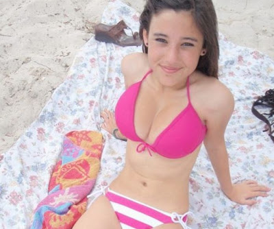 Angie Varona Ho