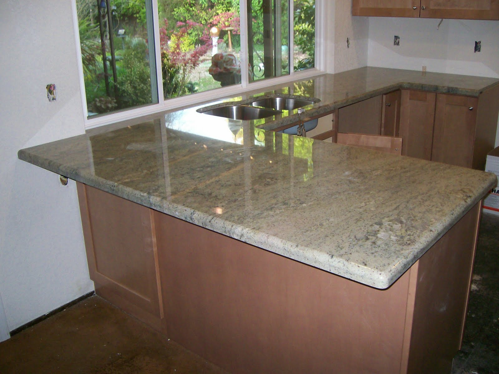 Granite Countertops Green