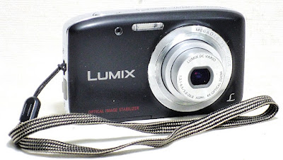 Panasonic Lumix DMC-S5 16.1MP Ultra Compact (Black) Digital Camera #056 1