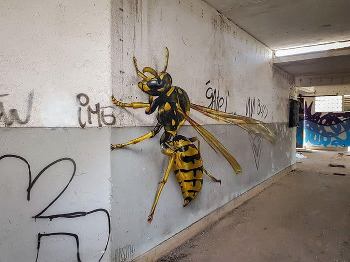 Street Artist Creates Incredible 3D Graffiti That Look Like They're Real Street Artist Creates Incredible 3D Graffiti That Look Like They're Real