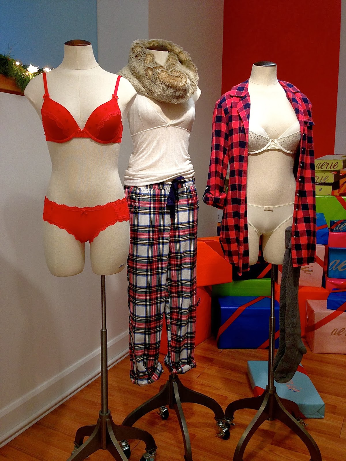 fashionably petite: American Eagle Outfitters / Aerie Holiday 2013