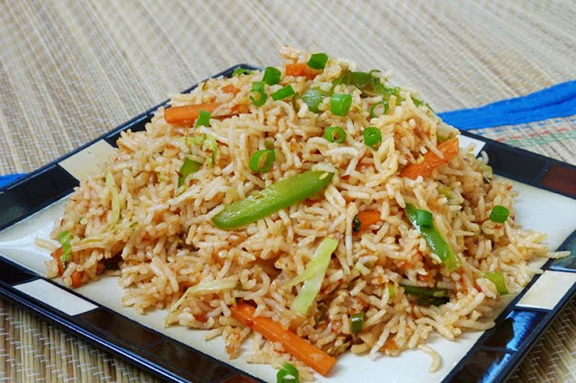  Cara  Membuat  Resep  Nasi  Goreng  Teri Enak