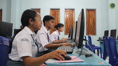 Guru Cakap Digital! Inilah 8 Situs Pembelajaran Online di Indonesia