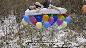 model-floating-on-the-balloons-good-night