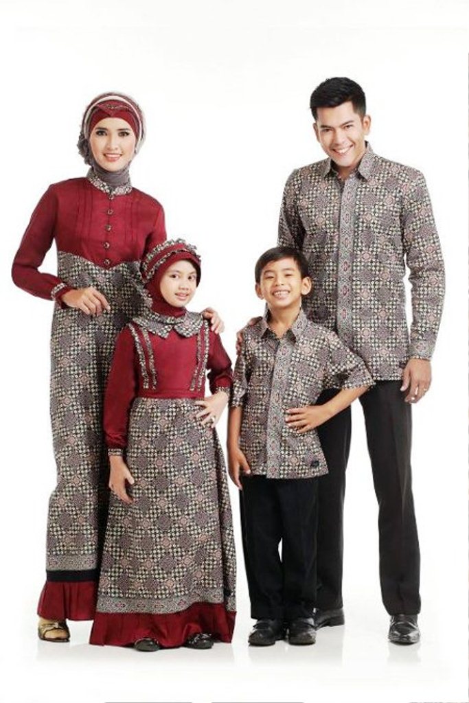 25+ Model Baju Lebaran Keluarga 2018: Kompak & Modis