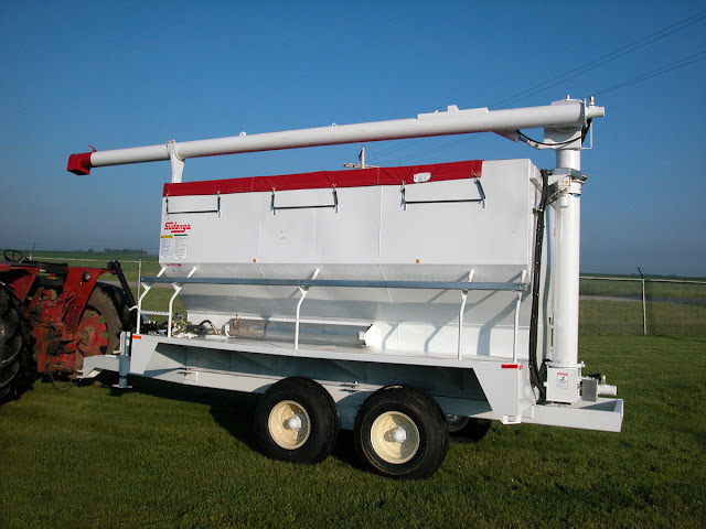 Auger Wagon6