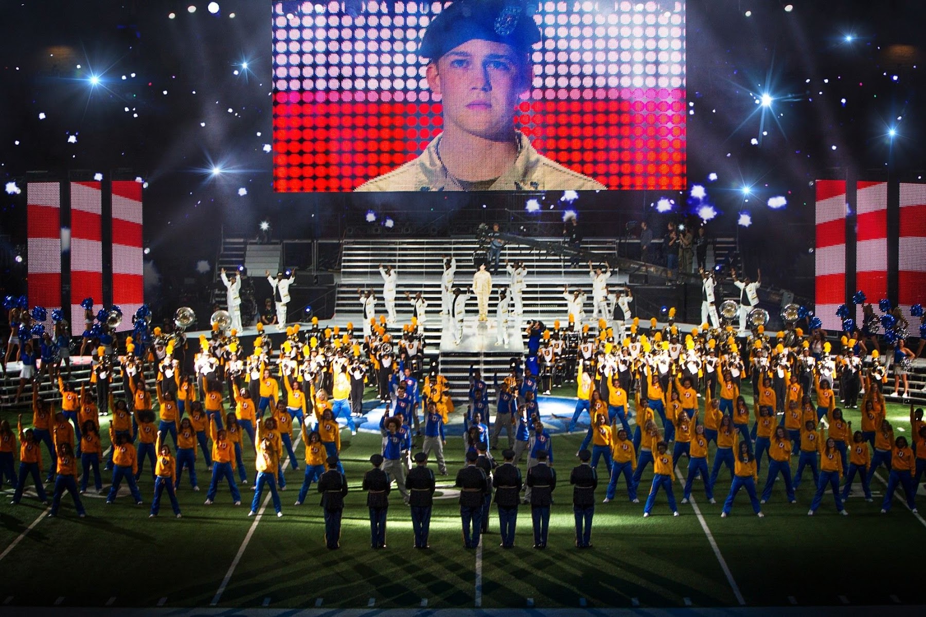 Billy Lynn's Long Halftime Walk Official Site