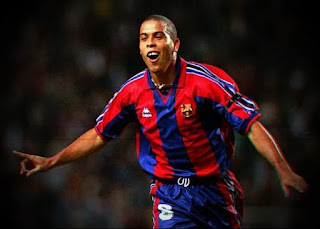 Ronaldo Luís Nazário de Lima in FC Barcelona