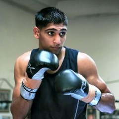 Amir Khan
