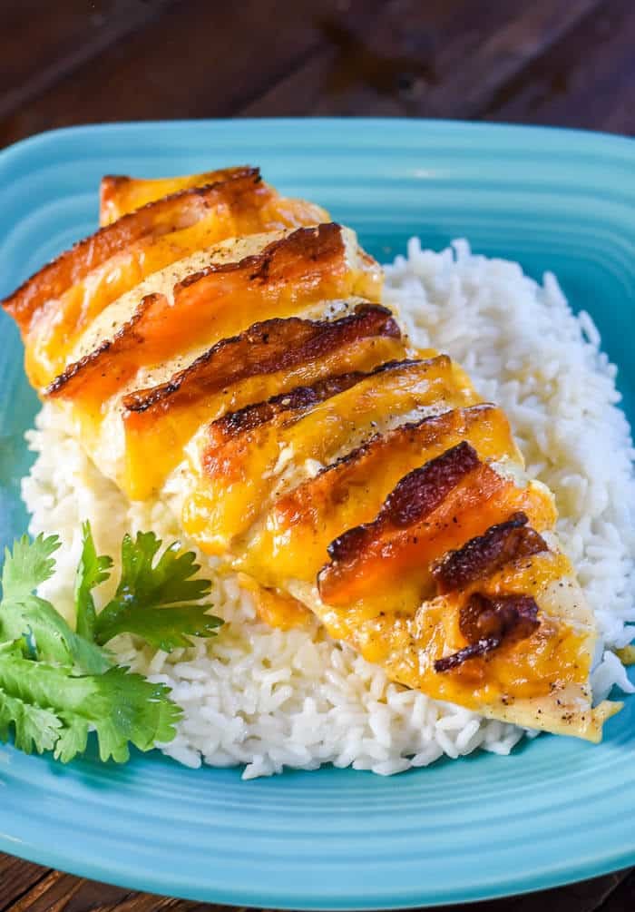 Hasselback Chicken Stuffed with Bacon, Ranch, and Cheddar | Flavor Mosaic