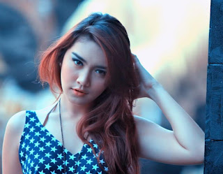 Foto Model Indonesia on Bibie Julius Dan Melody Prima Dua Model Seksi