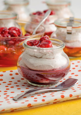 Pink Chantilly with Cranberries