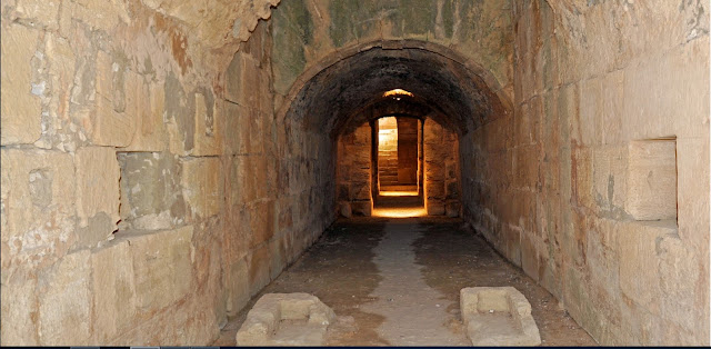 Столетия назад этот туннель использовался для перевозки гладиаторов