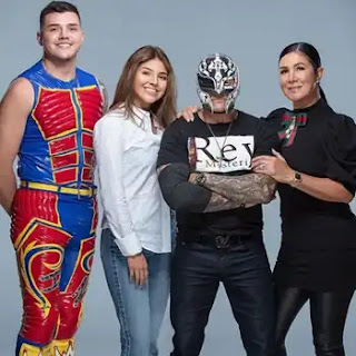 Rey And Angie With Their Family