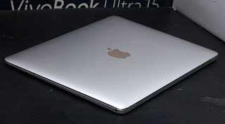 Jual Macbook m3 Early 2016 ( 12-Inch Retina ) Malang